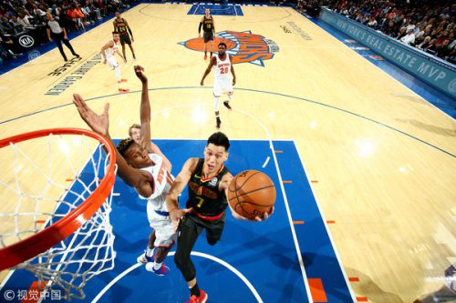 NEW YORK, NY - OCTOBER 17: Jeremy Lin #7 of the Atlanta Hawks shoots the ball against the New York Knicks during the game on October 17, 2018 at Madison Square Garden in New York City, New York. NOTE TO USER: User expressly acknowledges and agrees that, by downloading and or using this photograph, User is consenting to the terms and conditions of the Getty Images License Agreement. Mandatory Copyright Notice: Copyright 2018 NBAE (Photo by Nathaniel S. Butler/NBAE via Getty Images)